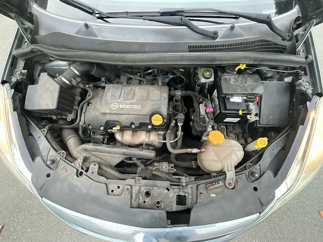 Opel - 2013 - corsa - sedan - personenauto - afbeelding 28 van  35