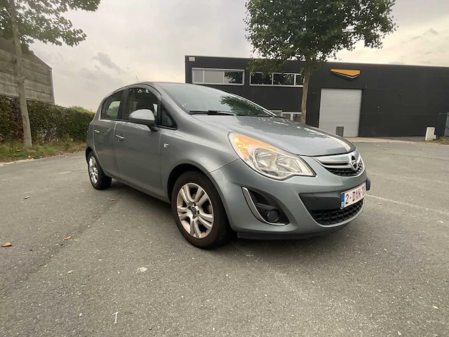 Opel - 2013 - corsa - sedan - personenauto - afbeelding 23 van  35