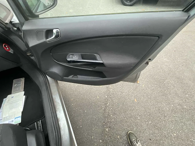 Opel - 2013 - corsa - sedan - personenauto - afbeelding 31 van  35