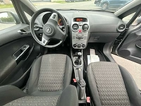 Opel - 2013 - corsa - sedan - personenauto - afbeelding 3 van  35