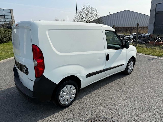 Opel - 2014 - combo - osmose systeem - personenauto - afbeelding 28 van  29