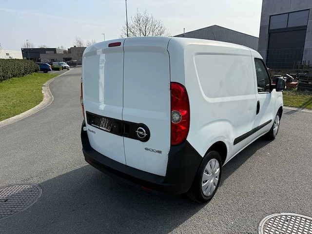 Opel - 2014 - combo - osmose systeem - personenauto - afbeelding 15 van  29