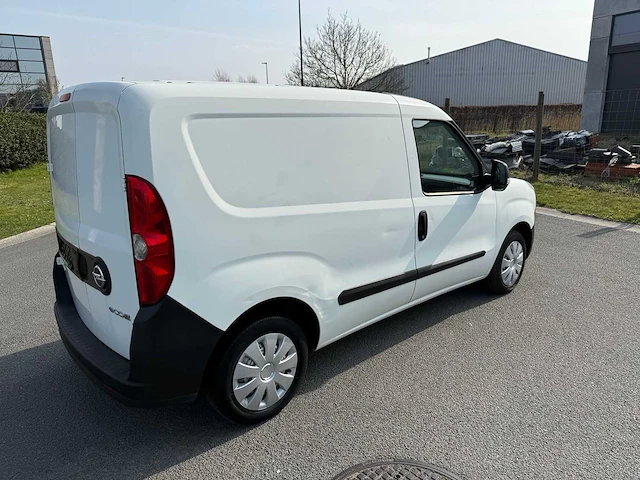 Opel - 2014 - combo - osmose systeem - personenauto - afbeelding 27 van  29