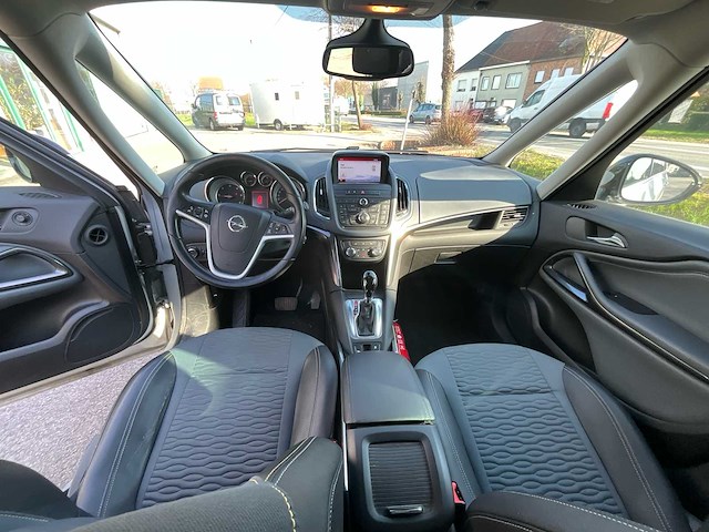 Opel - 2014 - zafira tourer - personenauto - afbeelding 8 van  24