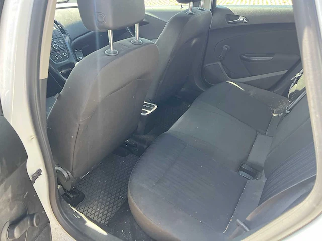 Opel - 2015 - astra - - personenauto - afbeelding 23 van  24