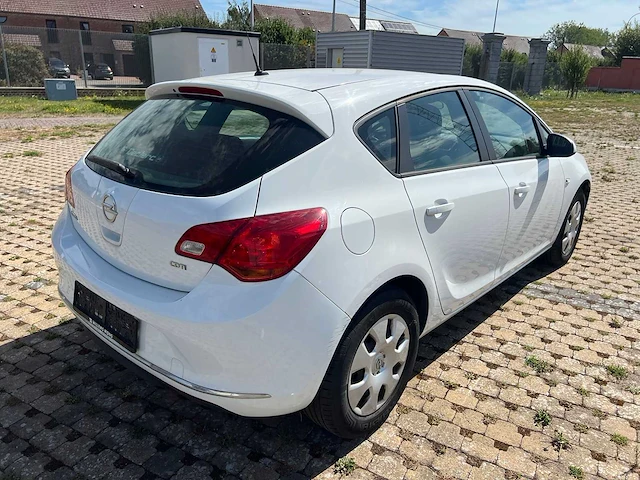 Opel - 2015 - astra - personenauto - afbeelding 11 van  24