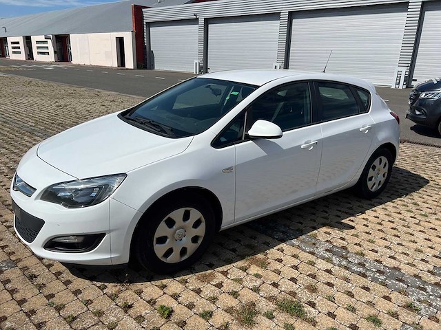 Opel - 2015 - astra - personenauto - afbeelding 1 van  24