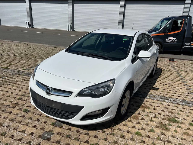 Opel - 2015 - astra - personenauto - afbeelding 20 van  24