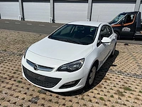 Opel - 2015 - astra - personenauto - afbeelding 20 van  24