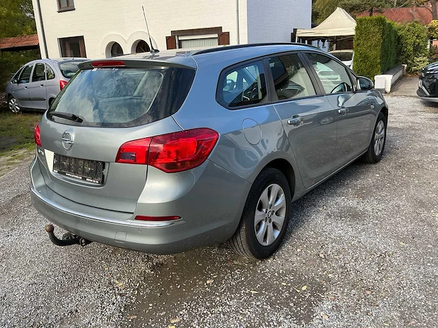 Opel - 2015 - astra sport - tourer - afbeelding 21 van  25