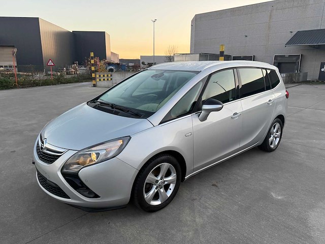 Opel - 2016 - zafira - personenauto - afbeelding 12 van  27