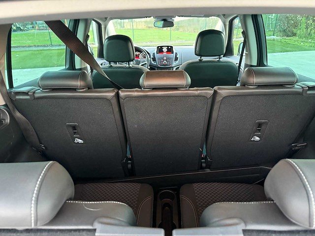 Opel - 2016 - zafira - personenauto - afbeelding 8 van  27