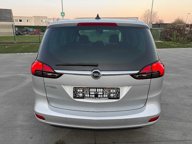 Opel - 2016 - zafira - personenauto - afbeelding 2 van  8