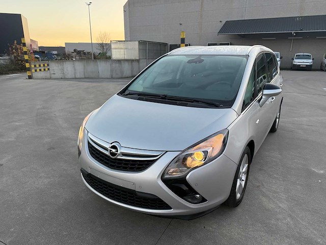 Opel - 2016 - zafira - personenauto - afbeelding 9 van  12