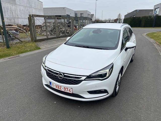 Opel - 2018 - astra sports tourer - personenauto - afbeelding 12 van  16