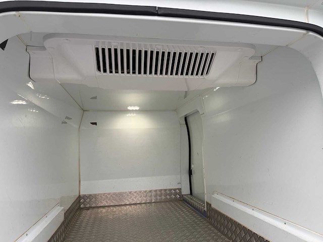 Opel - 2021 - vivaro frigo - koelwagen - personenauto - afbeelding 14 van  40