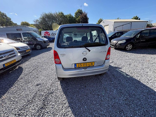 Opel - agila - 1.2-16v comfort - car - 2000 - afbeelding 5 van  26