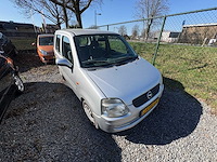 Opel - agila - 1.2-16v comfort - car - 2000 - afbeelding 4 van  7