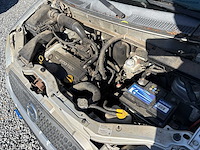 Opel - agila - 1.2-16v comfort - car - 2000 - afbeelding 18 van  26