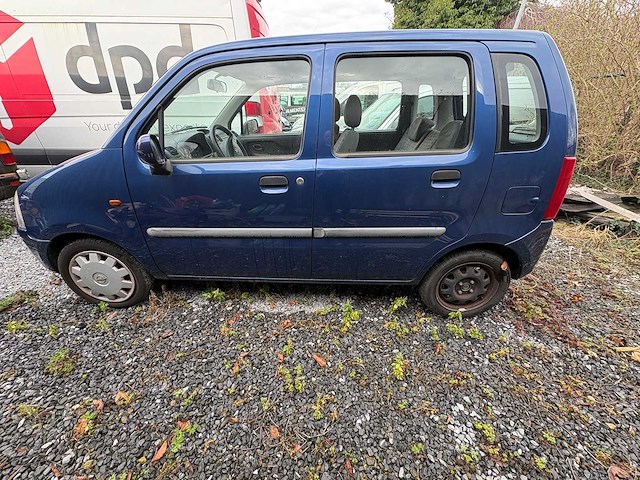 Opel - agila - 1.2-16v comfort - car - 2003 - afbeelding 6 van  9