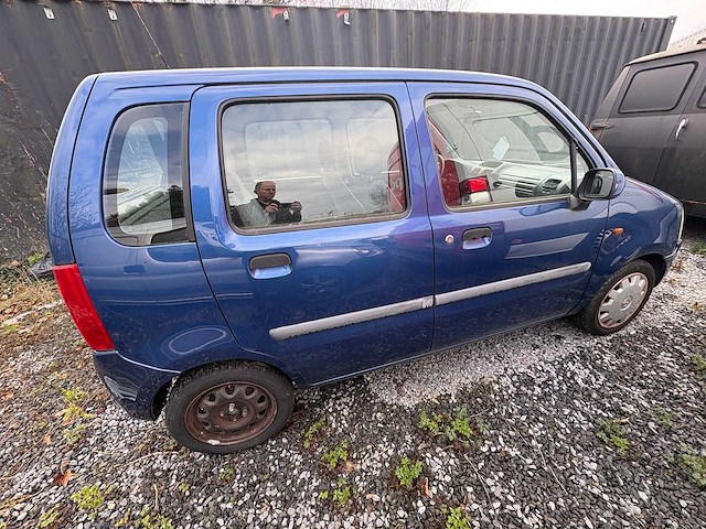 Opel - agila - 1.2-16v comfort - car - 2003 - afbeelding 11 van  11