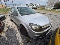 Opel - astra - 1.4 enjoy - car - 2005