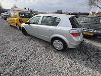 Opel - astra - 1.4 enjoy - car - 2005 - afbeelding 10 van  13