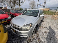 Opel - astra - 1.4 enjoy - car - 2005 - afbeelding 13 van  13