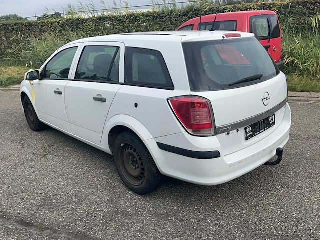 Opel - astra - 2005 - afbeelding 4 van  33