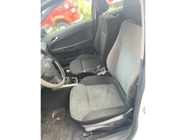 Opel - astra - 2005 - afbeelding 15 van  33