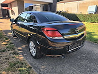 Opel - astra - car - 2010 - afbeelding 15 van  17