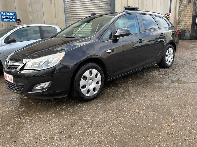 Opel - astra sport tourer - 2011 - voiture - afbeelding 1 van  19