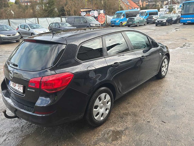 Opel - astra sport tourer - 2011 - voiture - afbeelding 14 van  19