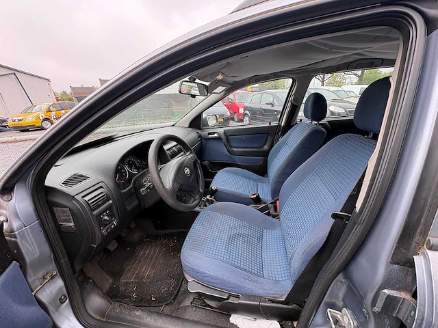 Opel - astra wagon - 1.6-16v njoy - car - 2003 - afbeelding 3 van  13