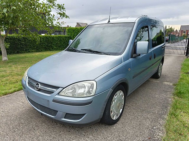 Opel - combo tour - van - afbeelding 1 van  7