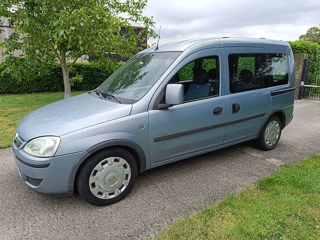 Opel - combo tour - van - afbeelding 2 van  7