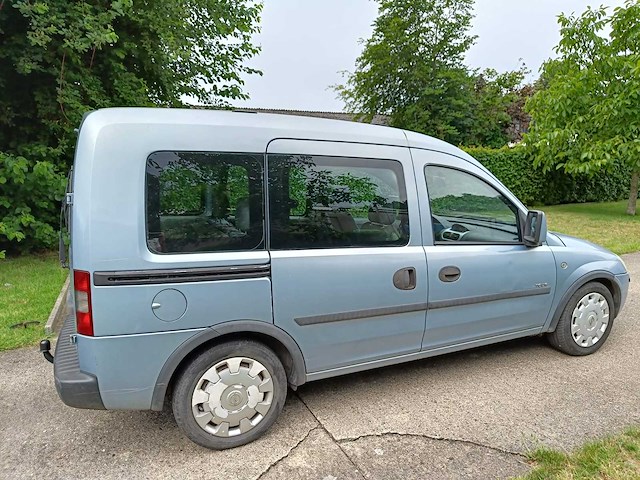 Opel - combo tour - van - afbeelding 4 van  7