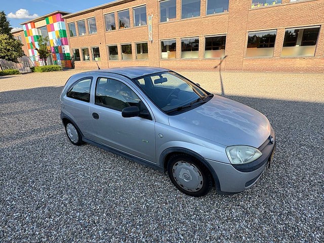 Opel - corsa - 1.0-12v comf.easytr. - car - 2002 - afbeelding 5 van  15