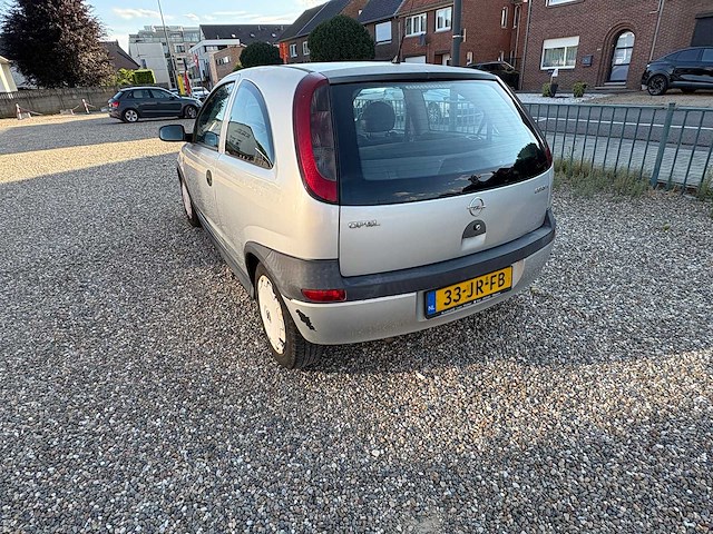Opel - corsa - 1.0-12v comf.easytr. - car - 2002 - afbeelding 11 van  15