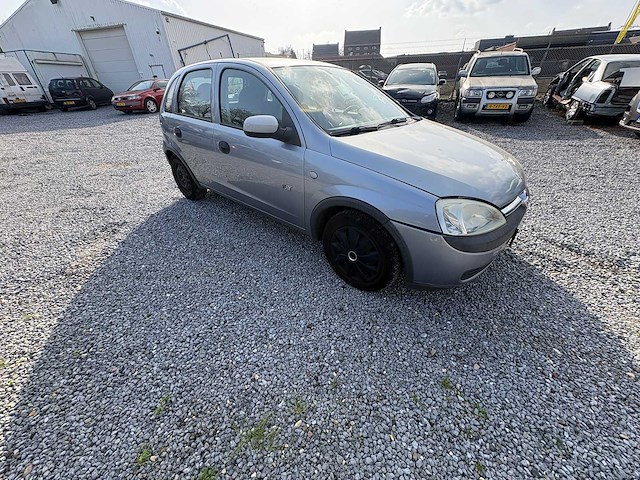 Opel - corsa - 1.2-16v njoy - car - 2002 - afbeelding 11 van  17