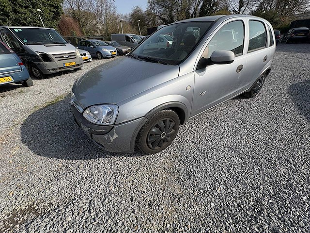 Opel - corsa - 1.2-16v njoy - car - 2002 - afbeelding 1 van  12
