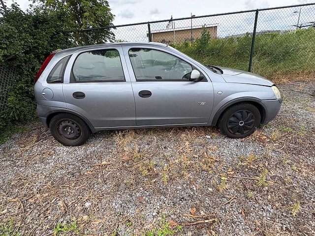 Opel - corsa - 1.2-16v njoy - car - 2002 - afbeelding 3 van  8