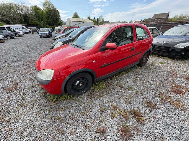 Opel - corsa - 1.4-16v sport - car - 2001 - afbeelding 1 van  10