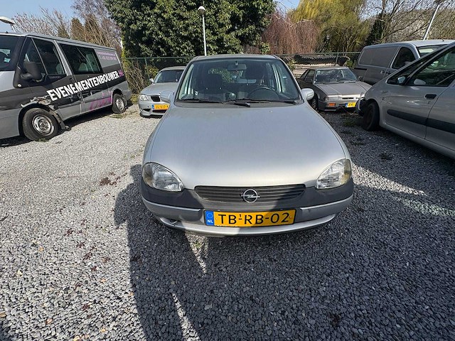 Opel - corsa - 1.4i-16v cdx - car - 1998 - afbeelding 9 van  15