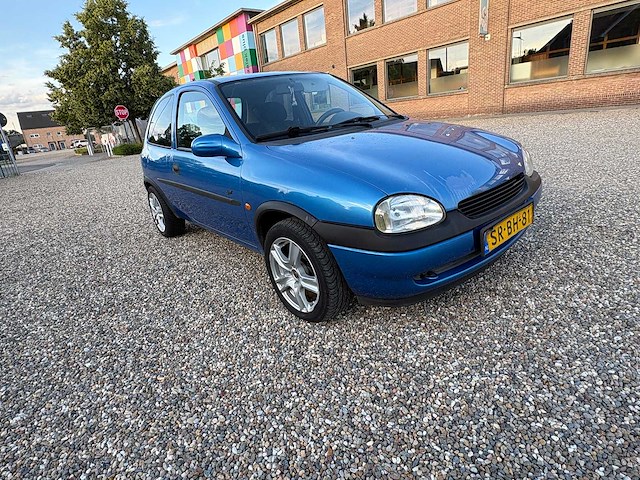 Opel - corsa - 1.4i-16v sport - car - 1998 - afbeelding 8 van  24