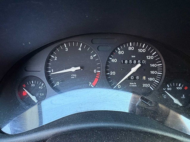 Opel - corsa - 1.4i-16v sport - car - 1998 - afbeelding 11 van  24