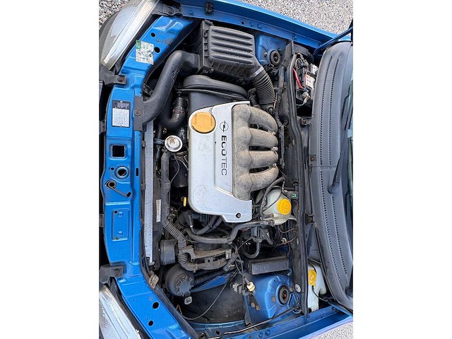 Opel - corsa - 1.4i-16v sport - car - 1998 - afbeelding 15 van  24