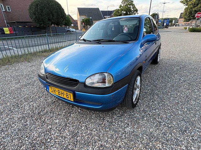 Opel - corsa - 1.4i-16v sport - car - 1998 - afbeelding 12 van  24