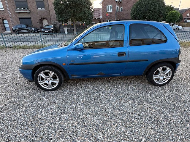 Opel - corsa - 1.4i-16v sport - car - 1998 - afbeelding 21 van  24