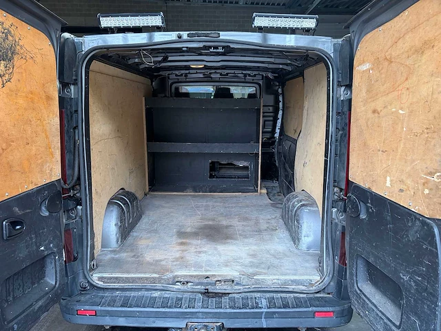 Opel - f7 - vivaro - bedrijfswagen - afbeelding 12 van  26
